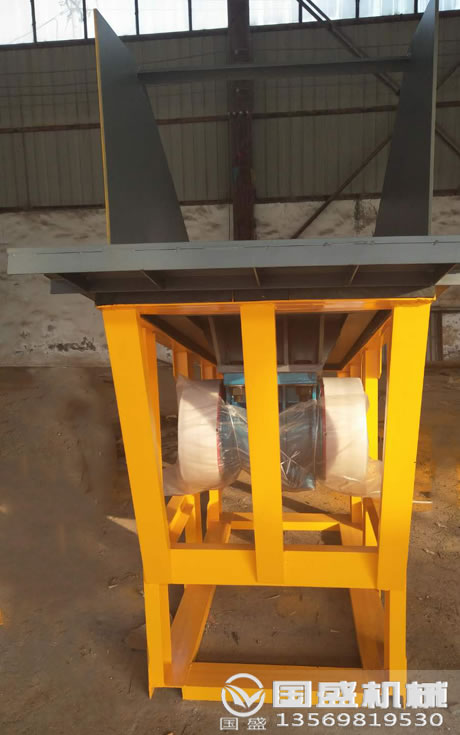 礦用溜井振動放礦機(jī) 礦用溜井振動放礦機(jī)