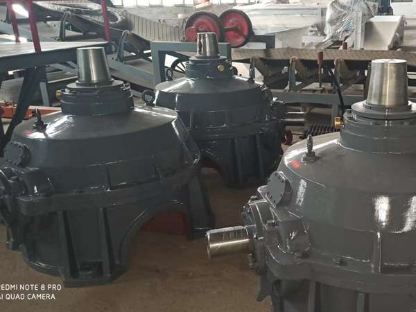 重型送料機(jī) 重型送料機(jī)